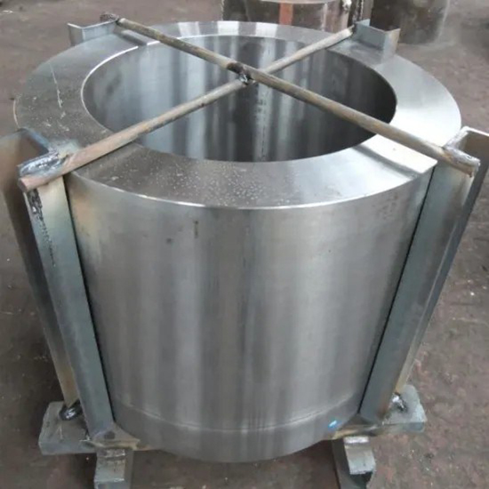 AISI 4140 42CrMo4 Lengan Mesin Turbin Baja Tempa yang Dipoles Presisi